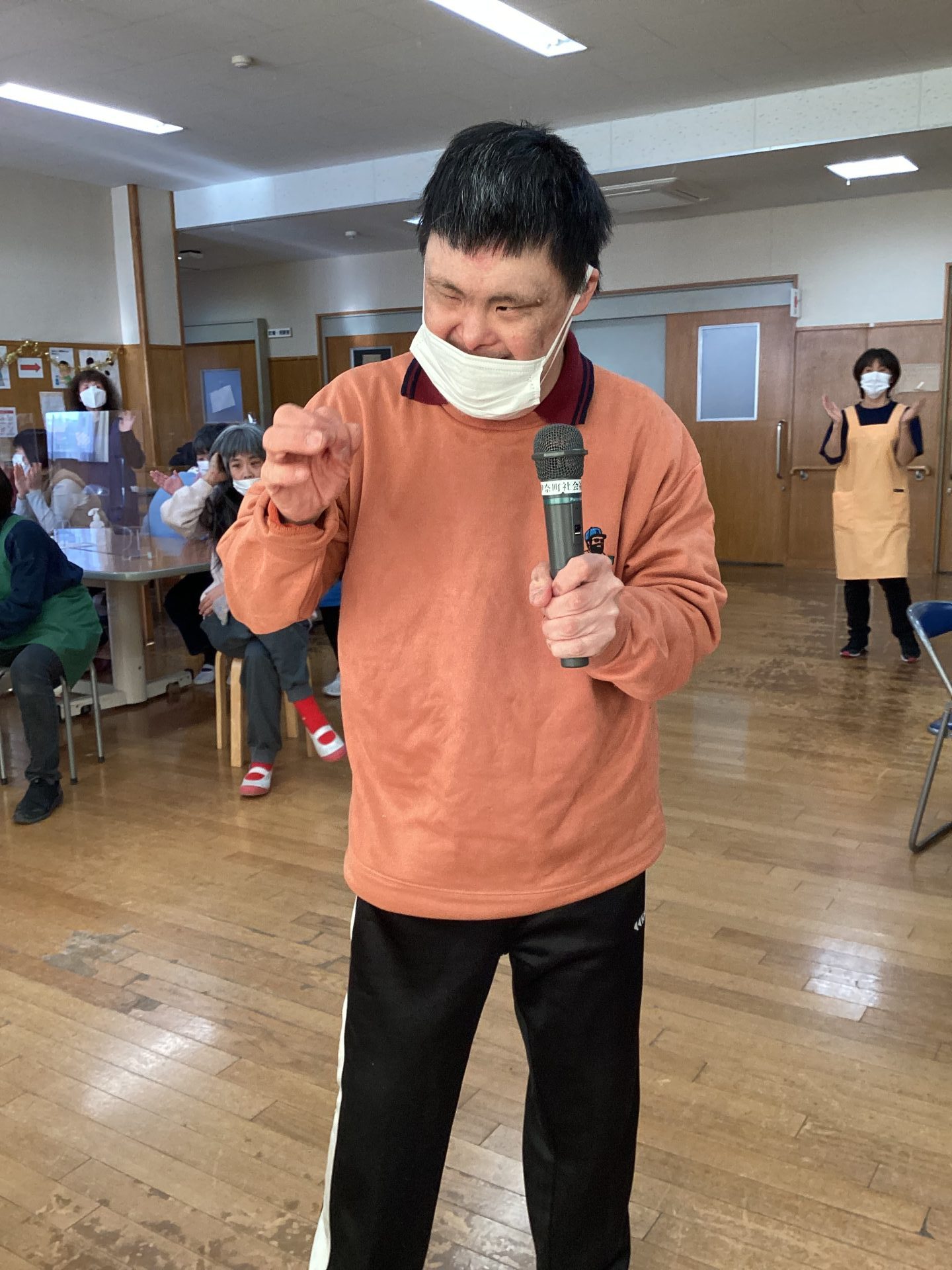 まつぼっくり】「二十歳を祝う会」を開催しました！ | 社会福祉法人